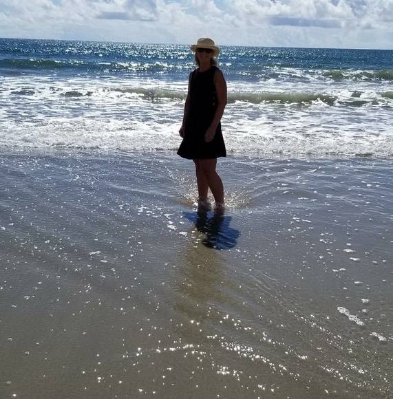 Meet your Posher, Becky - Picture 1 of 1